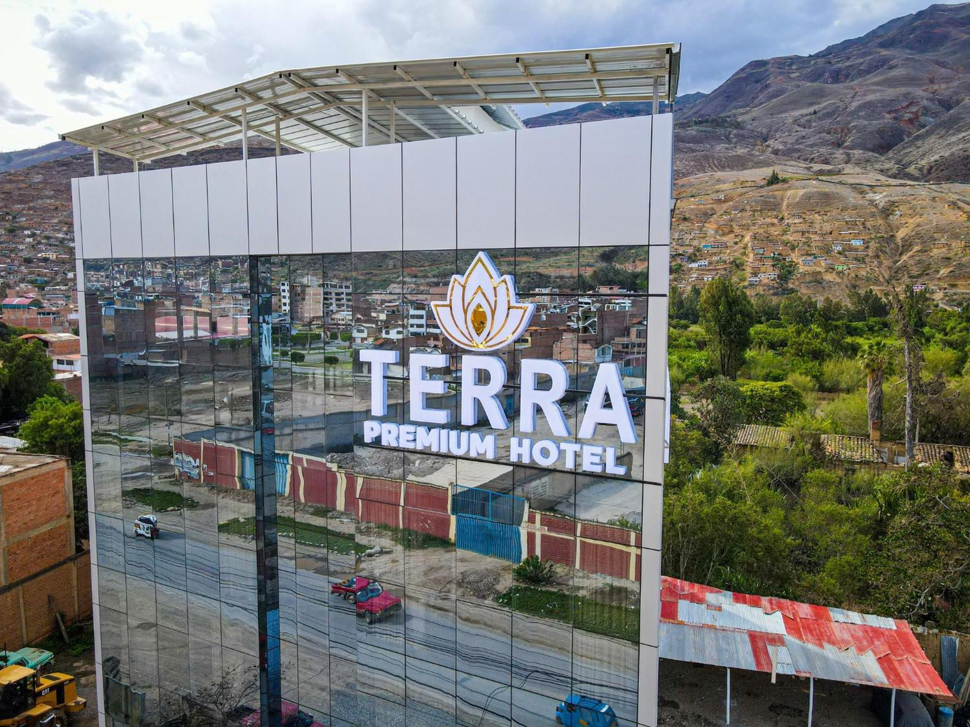 Terra Premium Hotel 瓦努科 外观 照片